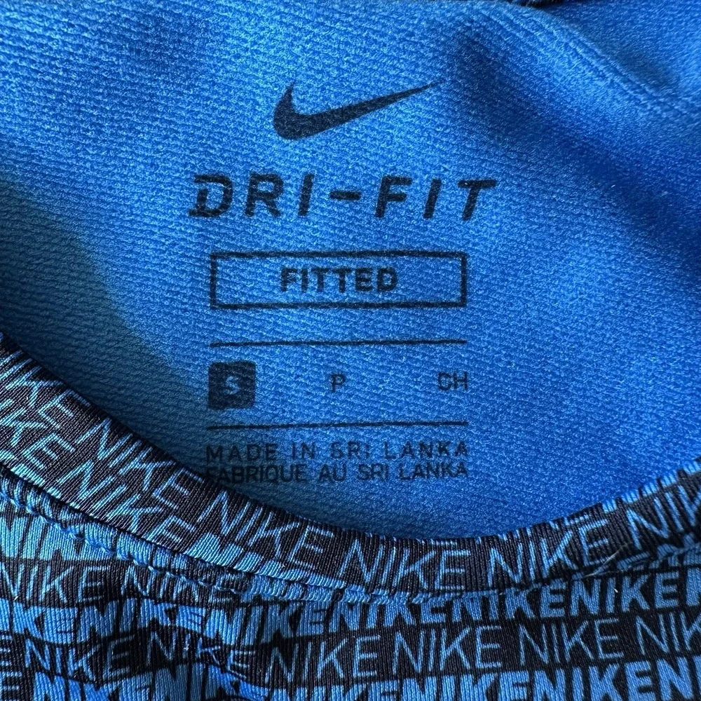 Nike Pro Dri-FIT Boys Fitted Long Sleeve Crew Neck Pullover T-Shirt Blue/Black